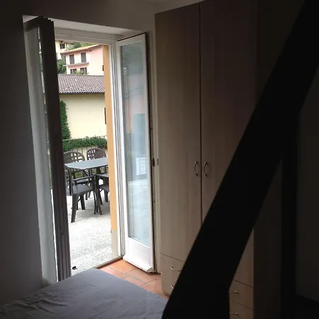 Ferrari מלון דירות