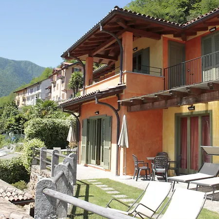 Ferrari מלון דירות 4*