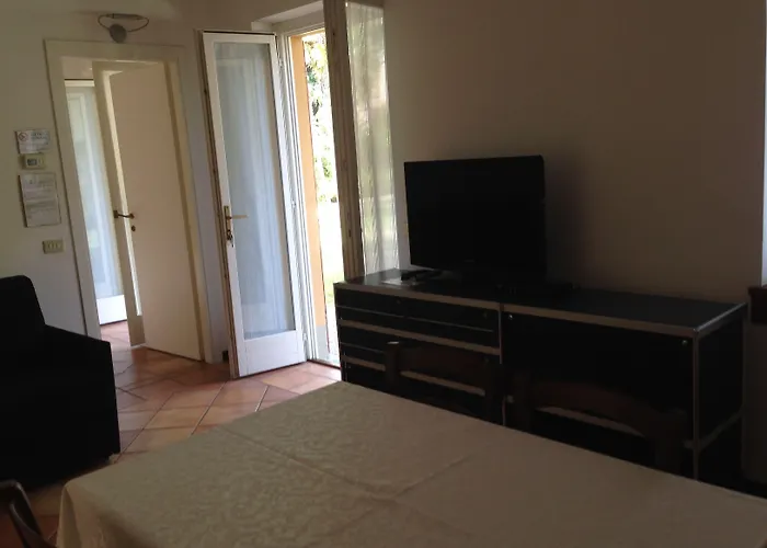 Ferrari Aparthotel 4*